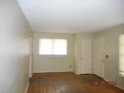 4619 Mohawk, Rockford, IL 61107 photo 2