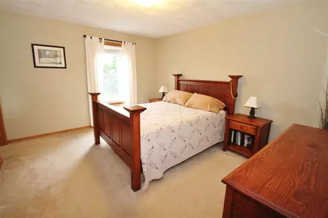 11357 Downing Ln, Roscoe, IL 61073 photo 10
