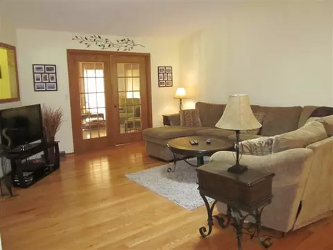1352 Chadwick Ct, Lake Summerset, IL 61019 photo 4