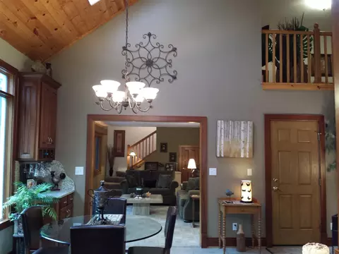 10325 Moonglow Dr, Roscoe, IL 61073 photo 9