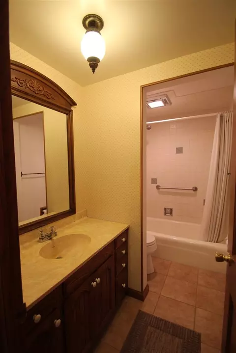207 Runyard, Winnebago, IL 61088 photo 8