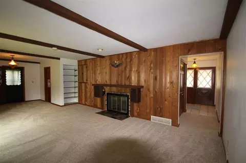 207 Runyard, Winnebago, IL 61088 photo 2