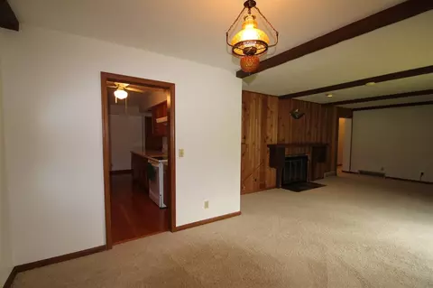 207 Runyard, Winnebago, IL 61088 photo 3
