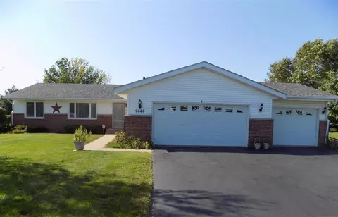 9826 Applegate Dr, Roscoe, IL 61073 photo 1