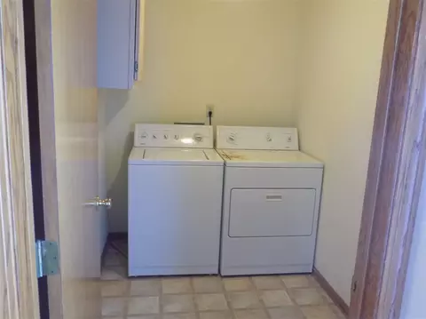 9826 Applegate Dr, Roscoe, IL 61073 photo 9