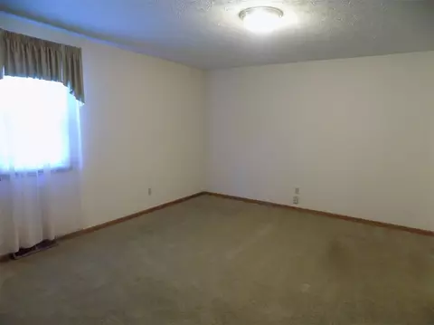 9826 Applegate Dr, Roscoe, IL 61073 photo 10