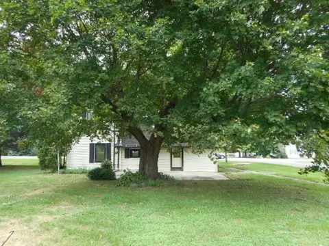219 Stanton St, Davis, IL 61019 photo 12