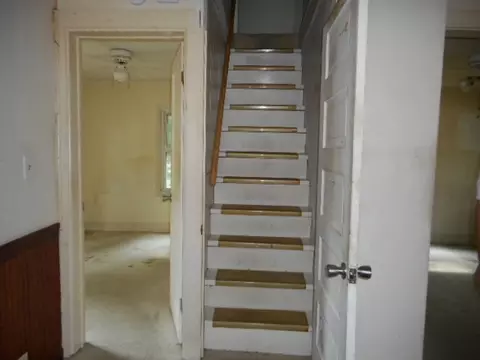 219 Stanton St, Davis, IL 61019 photo 5