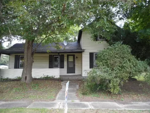 219 Stanton St, Davis, IL 61019 photo 1