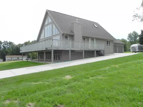 1588 Edgewood Dr, Lake Summerset, IL 61019 photo 7