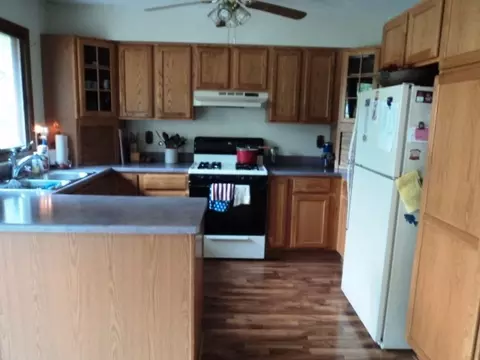 4163 Joan Dr, Roscoe, IL 61073 photo 3