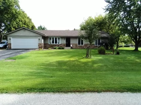 4163 Joan Dr, Roscoe, IL 61073 photo 1