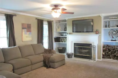 8181 Mill Rd N, Leaf River, IL 61047 photo 7