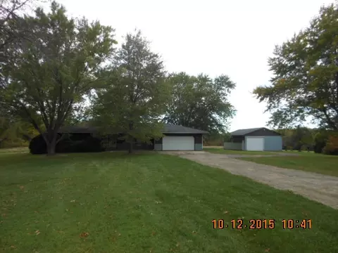 11030 Corrigan Rd, Roscoe, IL 61073 photo 2