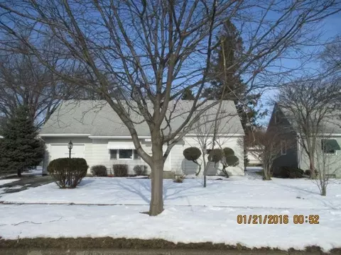 2111 Jonathan Ave, Rockford, IL 61103 photo 1