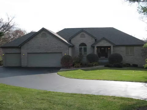 11861 Vireo Vale, Roscoe, IL 61073 photo 1