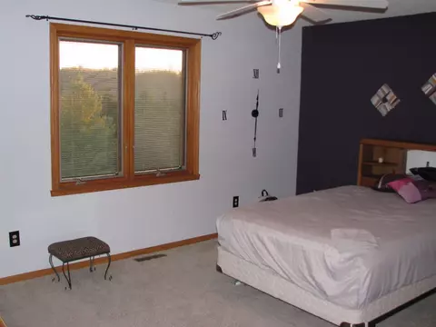 11861 Vireo Vale, Roscoe, IL 61073 photo 16