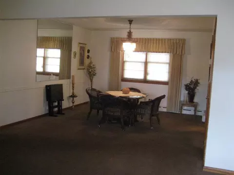 2820 E State St, Rockford, IL 61109 photo 4