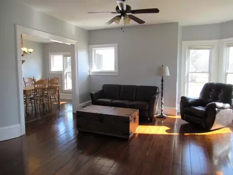 314 E Main St, Durand, IL 61024 photo 5