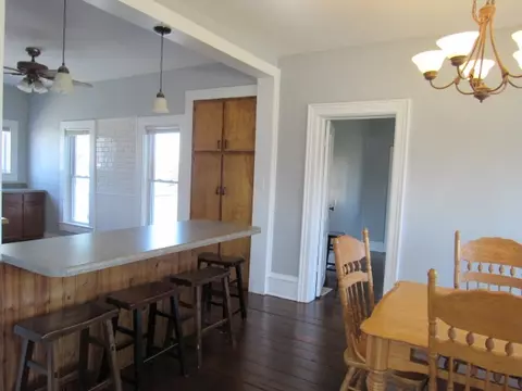 314 E Main St, Durand, IL 61024 photo 12