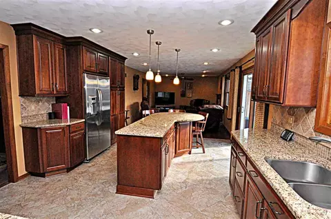 11761 Warblers Way, Roscoe, IL 61073 photo 9