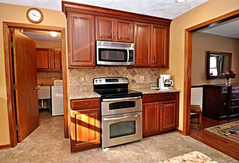 11761 Warblers Way, Roscoe, IL 61073 photo 6
