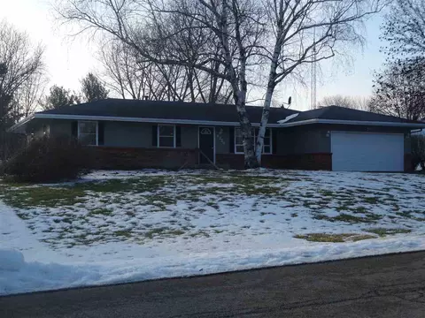 8730 Centaur Dr, Belvidere, IL 61008 photo 1