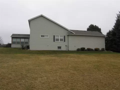 1002 Lake Summerset, Lake Summerset, IL 61019 photo 2
