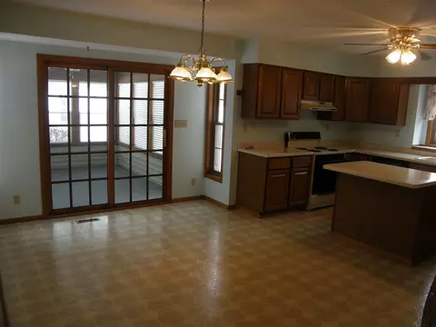 1002 Lake Summerset, Lake Summerset, IL 61019 photo 8