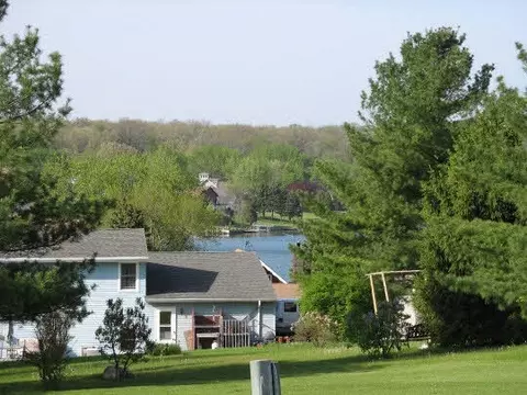 933 Southgate, Lake Summerset, IL 61019 photo 2