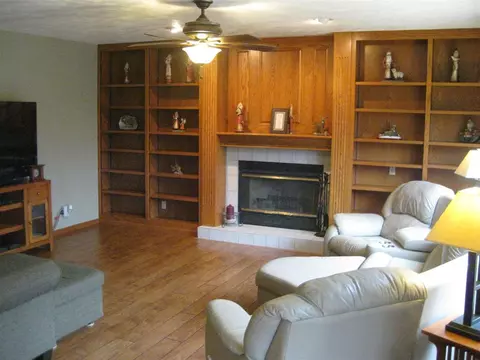 7794 Joy Ln, Roscoe, IL 61073 photo 8
