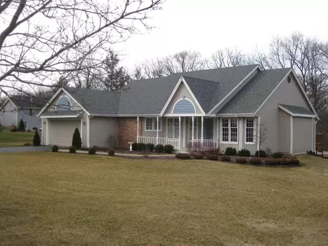 7712 Joy Ln, Roscoe, IL 61073 photo 1