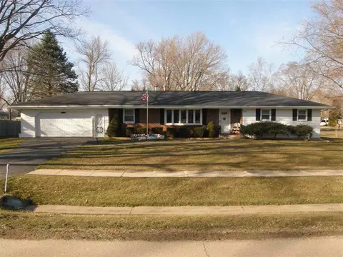 210 E Main, Durand, IL 61024 photo 1