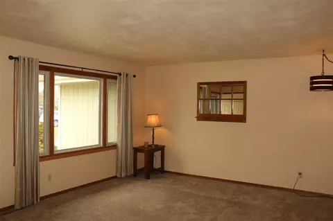 4399 Waltham Rd, Roscoe, IL 61073 photo 8