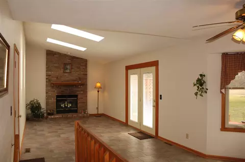 4399 Waltham Rd, Roscoe, IL 61073 photo 10