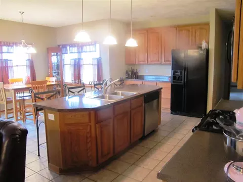 19085 E Crill Rd, Monroe Center, IL 61052 photo 3