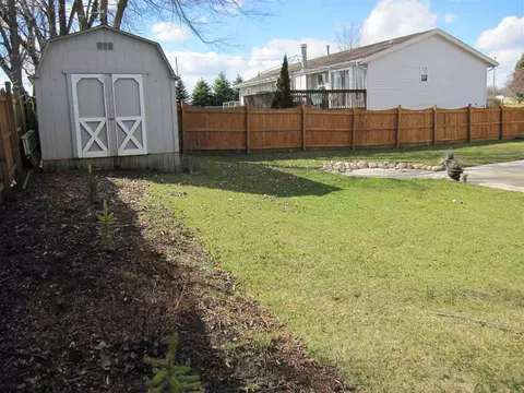 980 Thickett Trl, Roscoe, IL 61073 photo 17