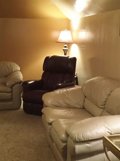 10968 Centennial Dr, Roscoe, IL 61073 photo 18