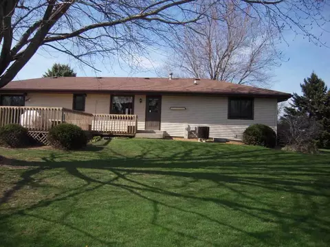 7389 Haymaker Ln, Cherry Valley, IL 61016 photo 15