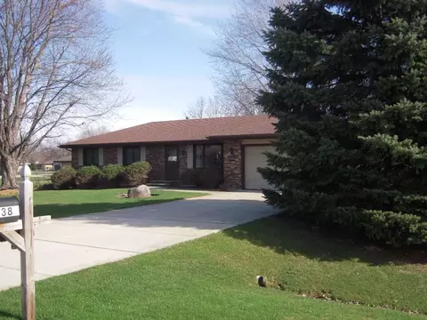7389 Haymaker Ln, Cherry Valley, IL 61016 photo 2