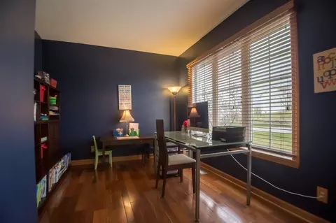 10335 Lismore Rd, Roscoe, IL 61073 photo 4