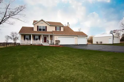 9430 Edson Rd, Capron, IL 61012 photo 1