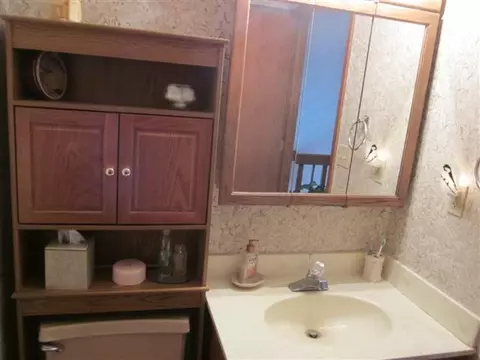 901 Winborne, Lake Summerset, IL 61019 photo 10