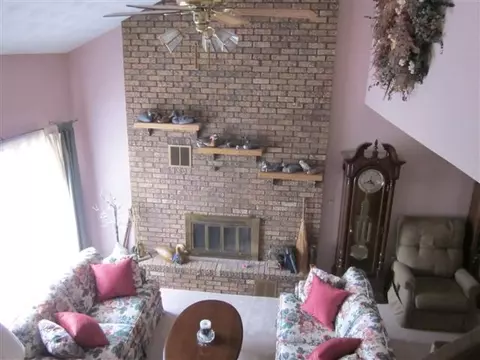 901 Winborne, Lake Summerset, IL 61019 photo 5