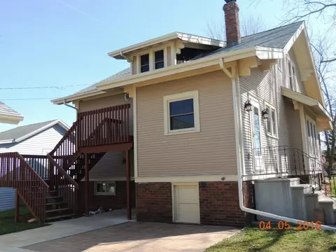 429 Washington St, Pecatonica, IL 61063 photo 5