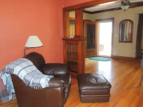429 Washington St, Pecatonica, IL 61063 photo 10