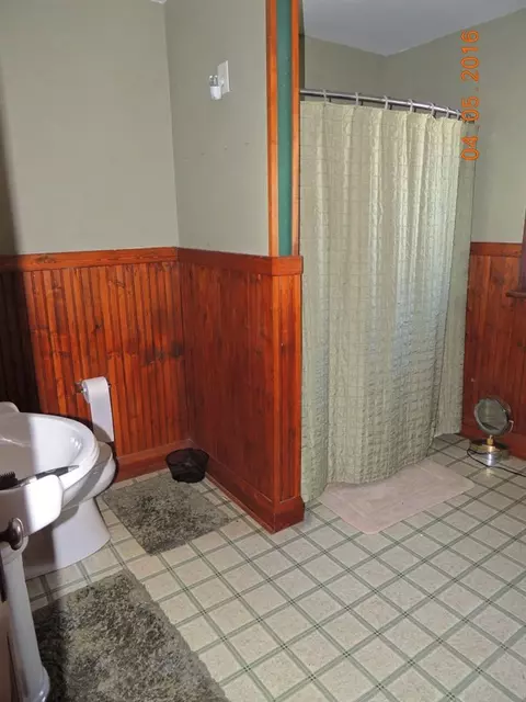 429 Washington St, Pecatonica, IL 61063 photo 11