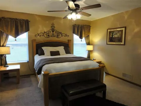 17461 Burr Oak Rd, Capron, IL 61012 photo 8