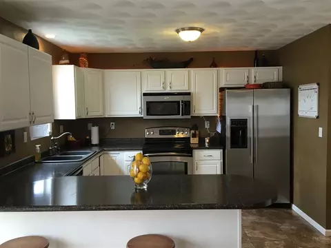 10968 Lemon Grass Ln, Roscoe, IL 61073 photo 4