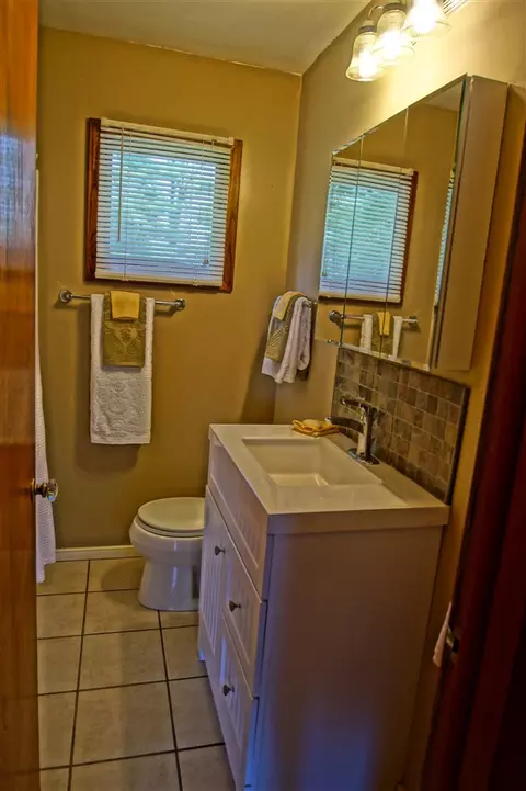3769 S Mill Rd, Cherry Valley, IL 61016 photo 11